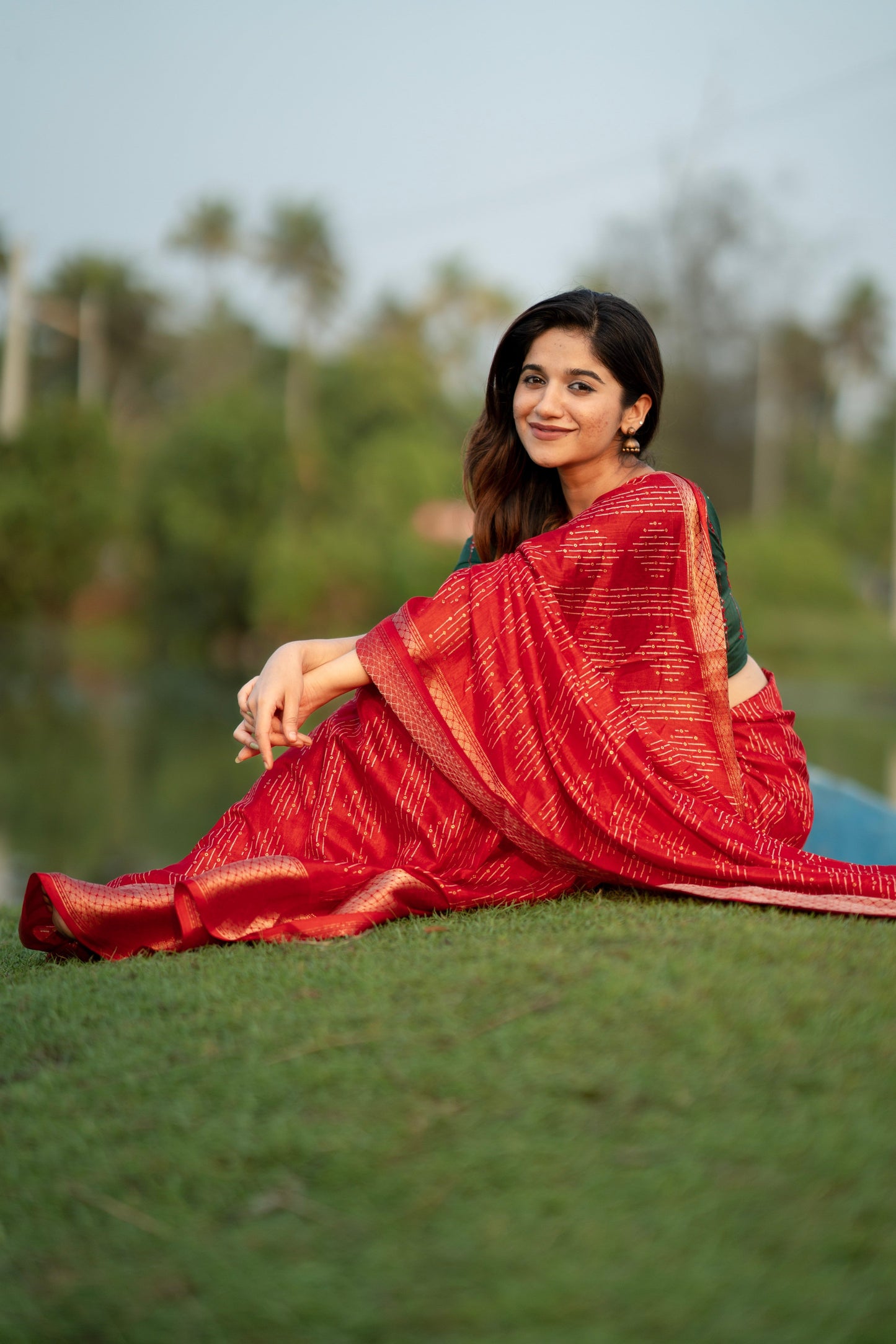 presents perfect printed saree with contrast blouse