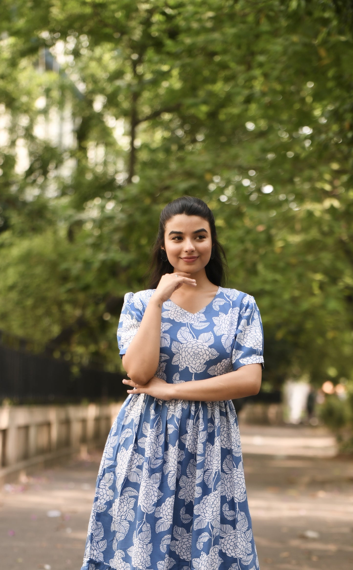 presents new casual wear midi dress for women