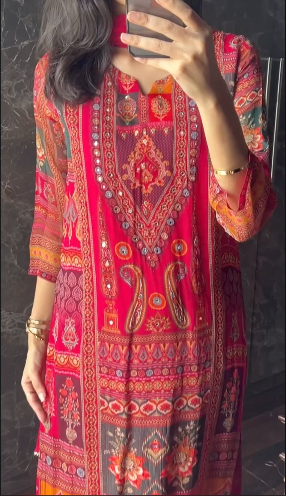 Aayna karachi pakistani suit set for women.