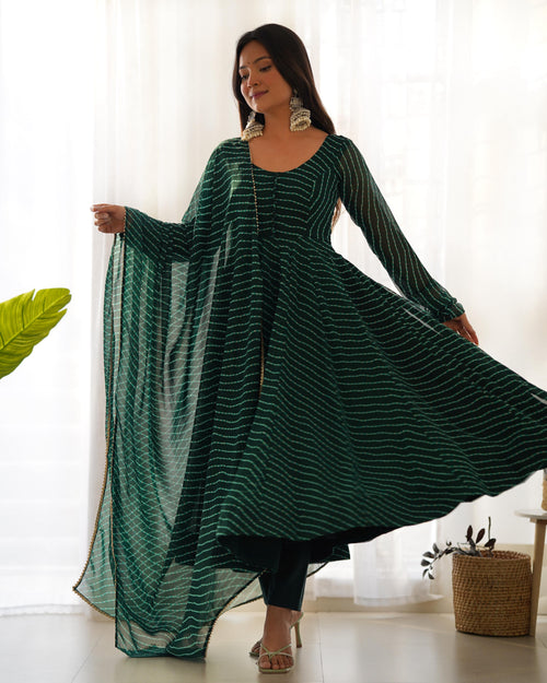 presents heavy pure fox georgette laheriya print