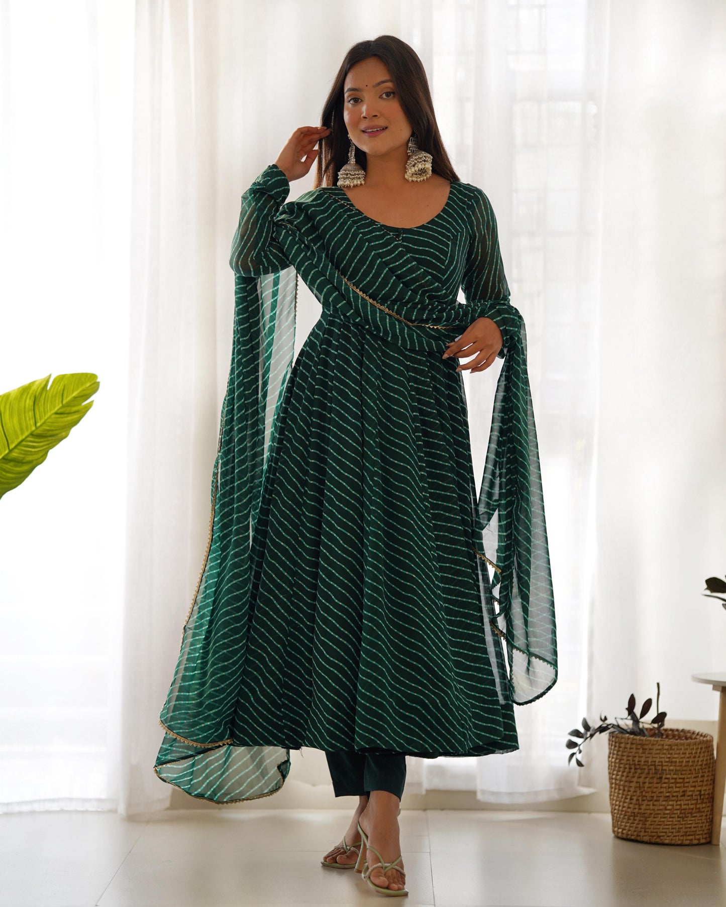 presents heavy pure fox georgette laheriya print