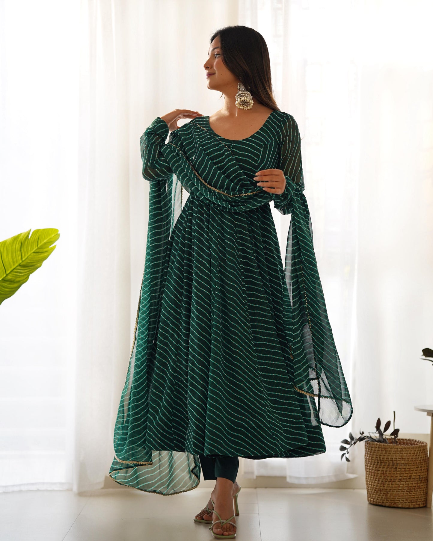 presents heavy pure fox georgette laheriya print