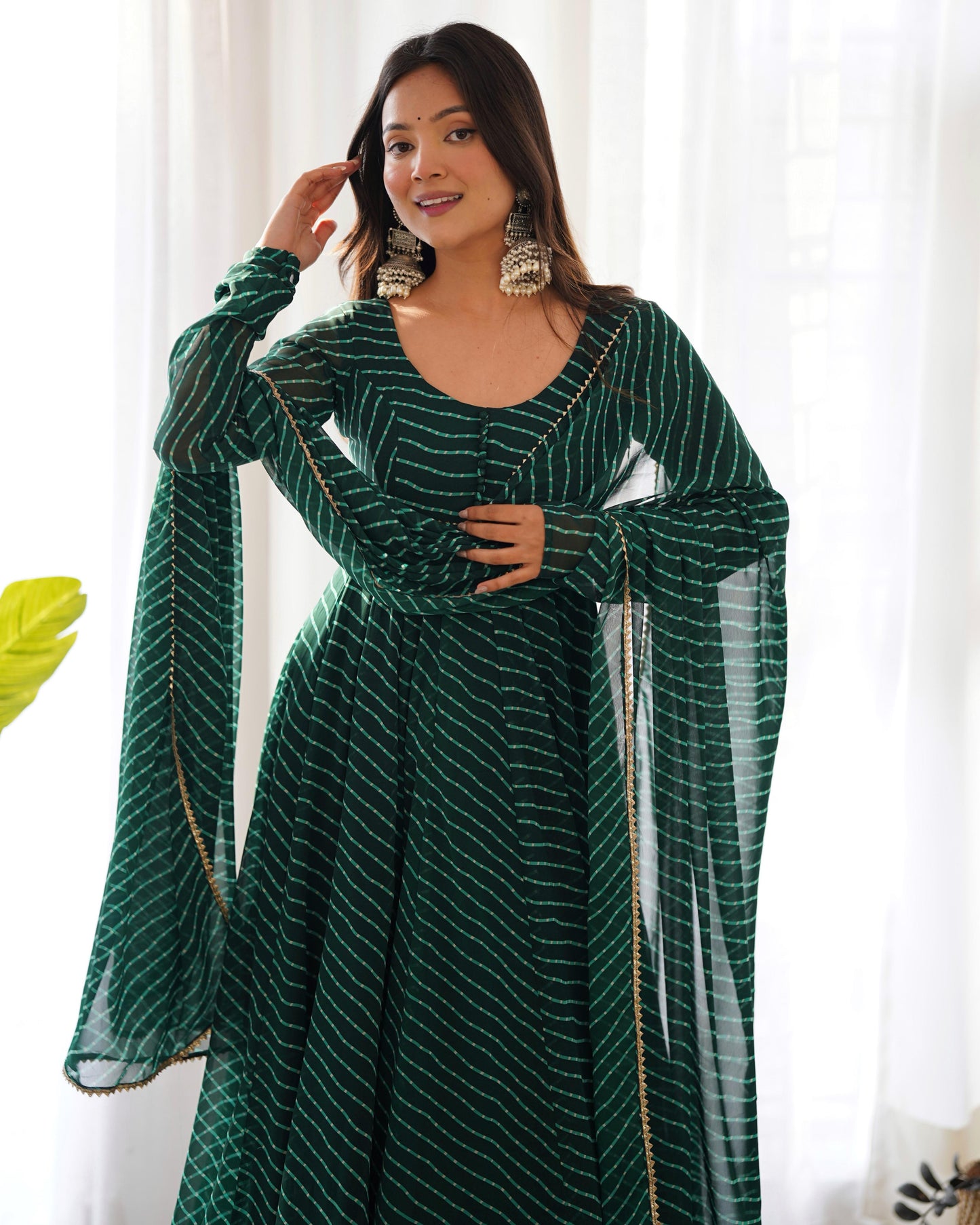 presents heavy pure fox georgette laheriya print