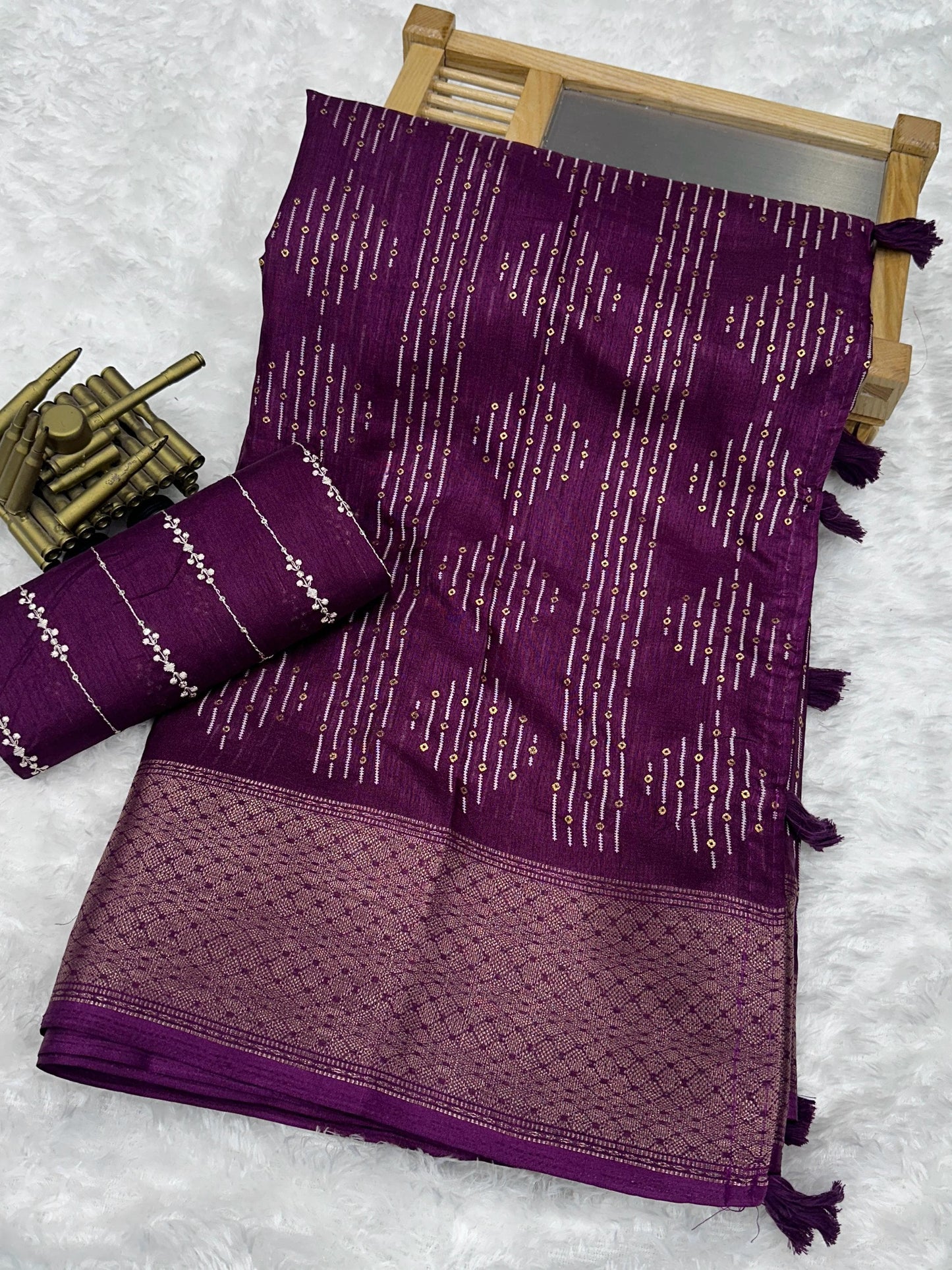 presents perfect printed saree with contrast blouse
