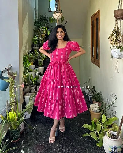 Presents Simple And Stylish Kurti For Beautiful Ladies