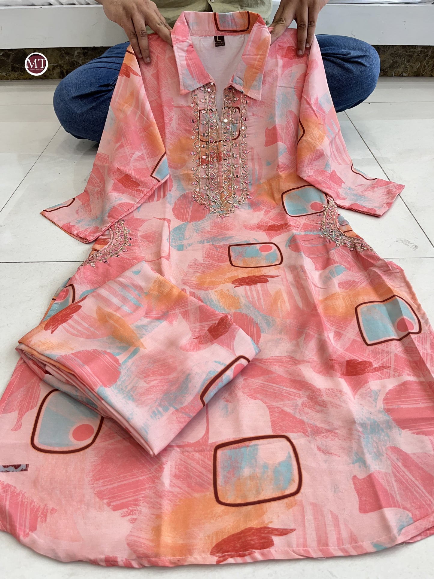 Featuring beautiful Heavy co-ord set