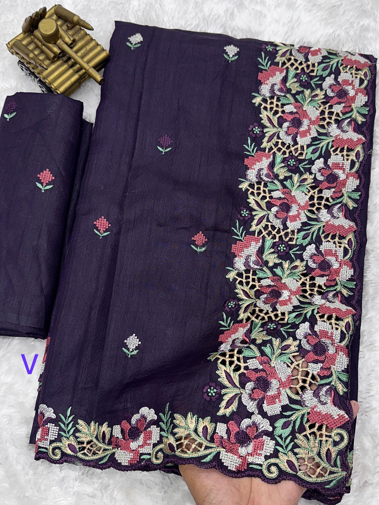 Embrace your femininity & make a statement  with our stunning cut work visca slub silk saree. Narayani