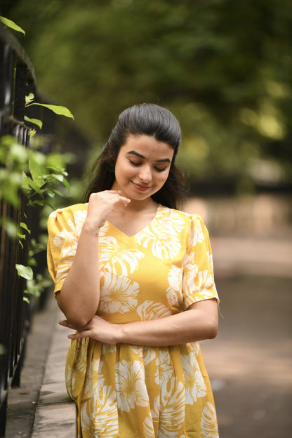 presents new casual wear midi dress for women
