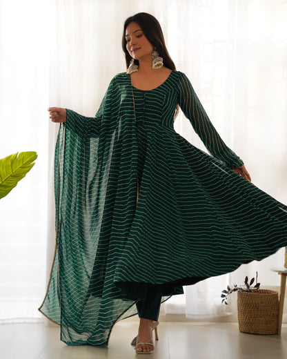 presents heavy pure fox georgette laheriya print