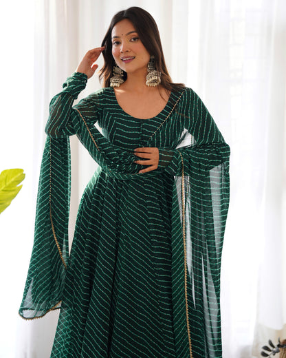 presents heavy pure fox georgette laheriya print