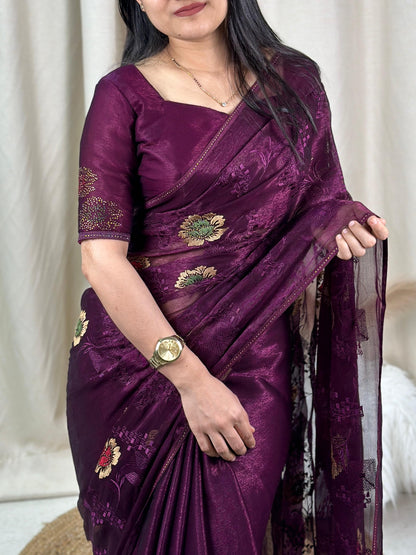 presents zareen Sitara chiffon saree