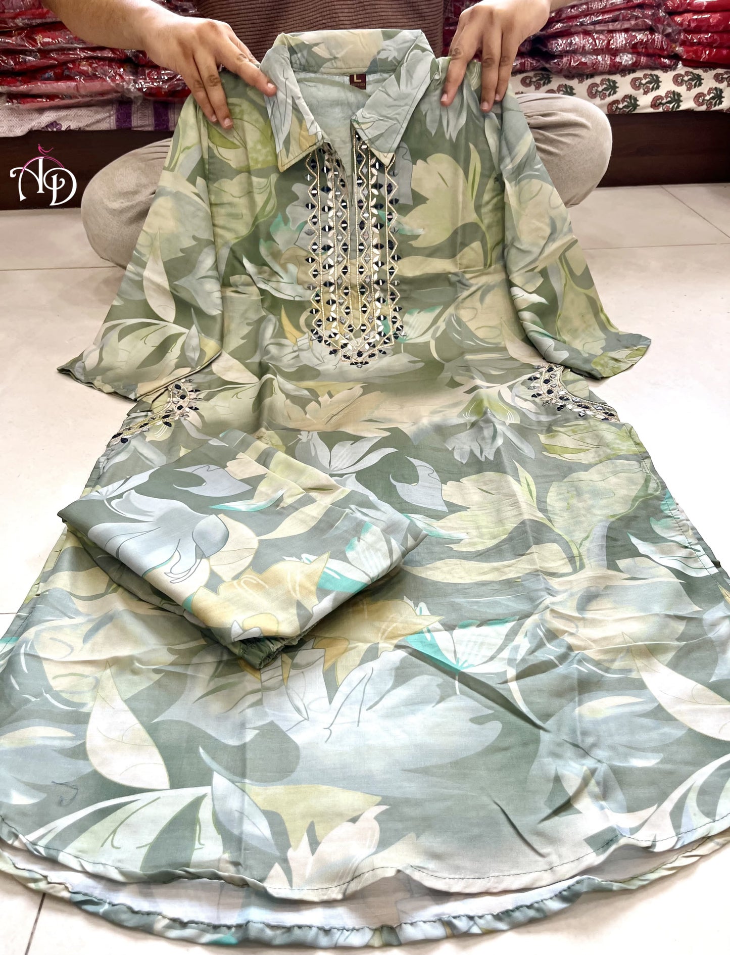 Featuring beautiful Heavy muslin Co-ord Set for women